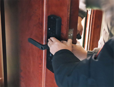 宝塔24小时上门开锁公司